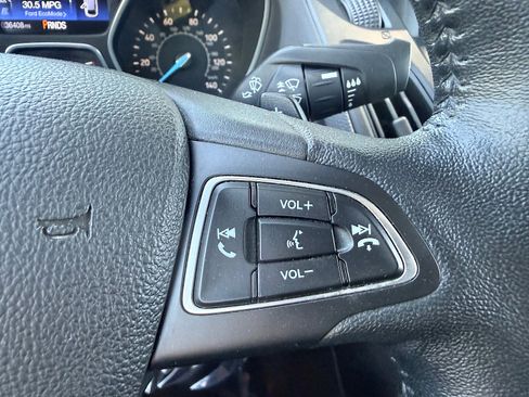 Used 2015 Ford Focus SE w/ SE Sport Package FWD image 20