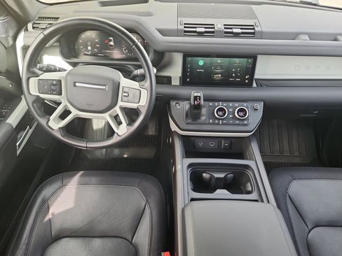 Used 2024 Land Rover Defender 110 X-Dynamic SE AWD/4WD image 14