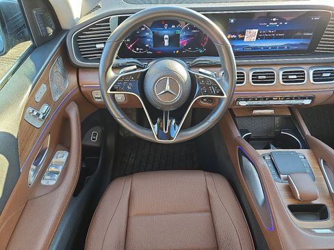 Used 2024 Mercedes-Benz GLE 350 4MATIC w/ AMG Line Exterior image 12