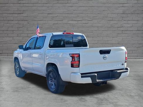 Used 2025 Nissan Frontier SV w/ SV Convenience Package RWD image 5