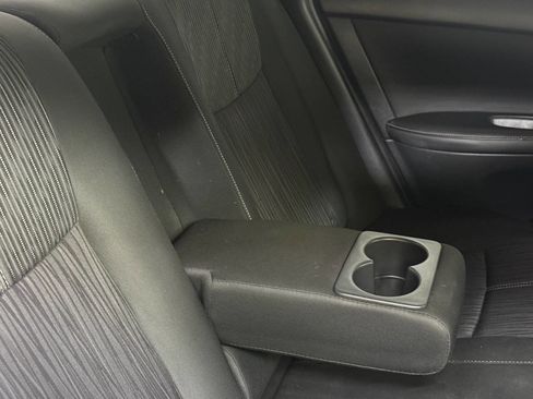 Used 2018 Nissan Sentra SV FWD image 31