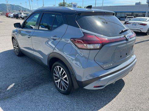 Used 2021 Nissan Kicks SV FWD image 4