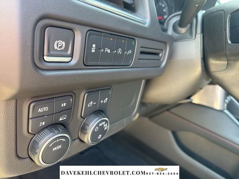 Used 2021 Chevrolet Suburban RST AWD/4WD image 11