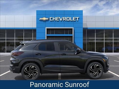 New 2026 Chevrolet TrailBlazer RS w/ Convenience Package FWD image 5