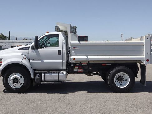 Used 2022 Ford F650 2WD Regular Cab Super Duty image 5