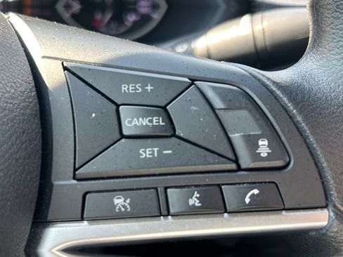 Used 2024 Nissan Sentra SV FWD image 28