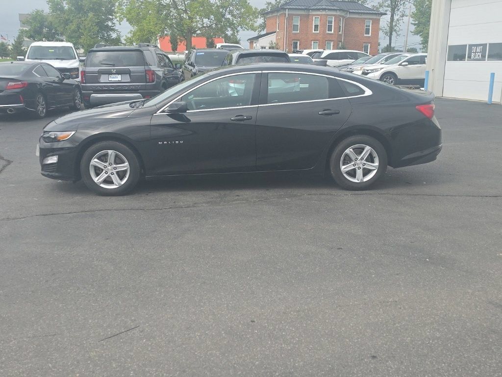Used 2024 Chevrolet Malibu LS FWD image 4
