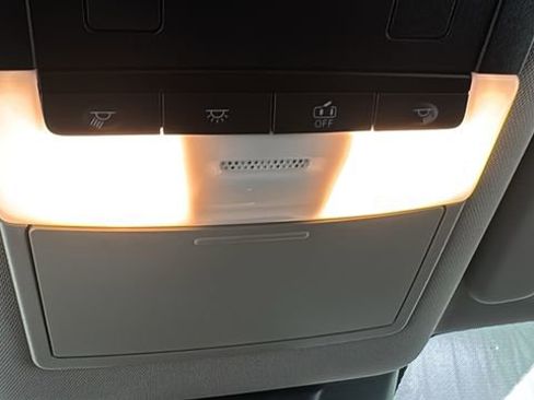 Certified 2021 Nissan Rogue SV image 30