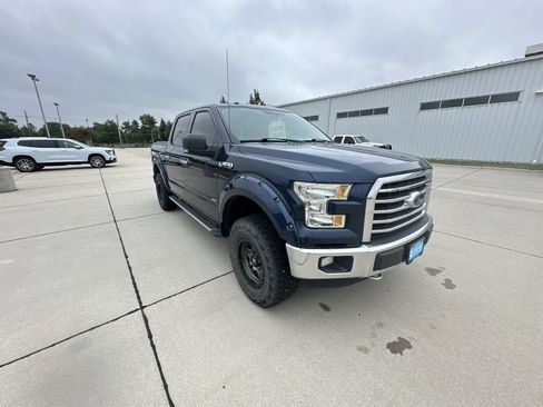 Used 2016 Ford F150 XLT w/ Equipment Group 302A Luxury AWD/4WD image 15