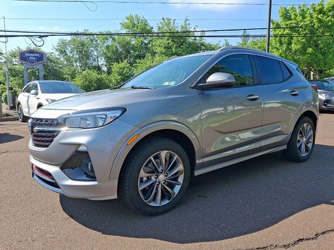 Used 2023 Buick Encore GX Select w/ Sport Touring Package AWD/4WD image 3
