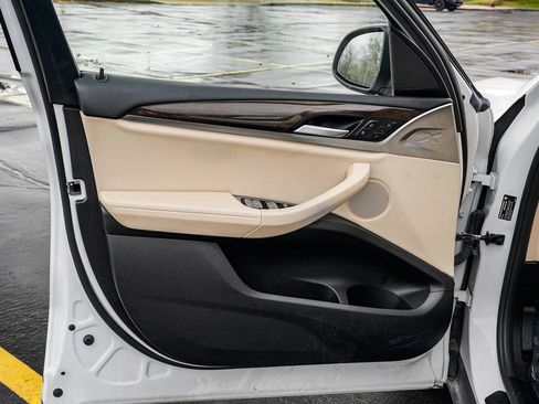 Used 2022 BMW X3 xDrive30i w/ Premium Package 2 image 9