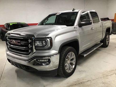 Used 2018 GMC Sierra 1500 SLT w/ SLT Premium Package AWD/4WD image 1