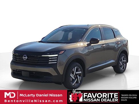 New 2026 Nissan Kicks SV w/ SV Premium Package FWD image 2