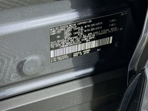 Used 2019 Toyota RAV4 XSE AWD/4WD image 33