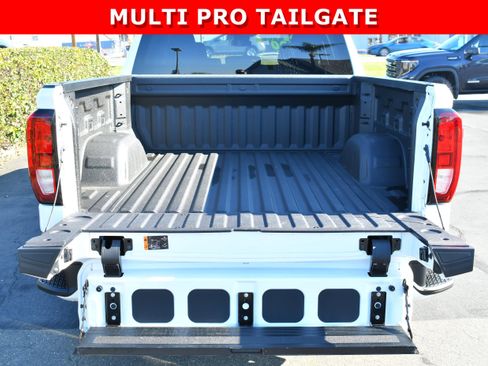 Used 2026 GMC Sierra 1500 Pro w/ Graphite Edition image 8