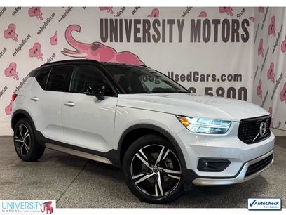 Used 2021 Volvo XC40 T5 R-Design