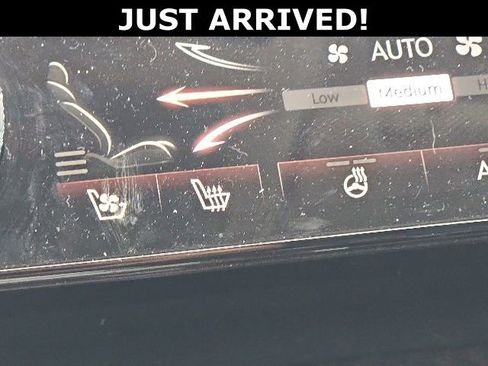 Used 2022 Genesis GV80 2.5T w/ Advanced Package 02 AWD/4WD image 21