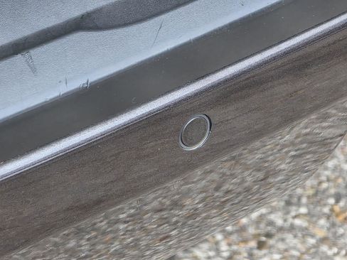 Used 2018 Chevrolet Tahoe LS image 40