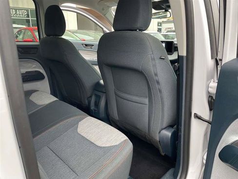 Used 2022 Ford Maverick XLT image 33