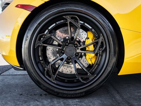 Used 2019 McLaren 720S image 26