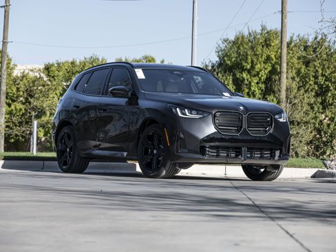 New 2026 BMW X3 M50 w/ Premium Package image 2
