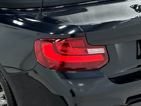 Used 2016 BMW M235i Convertible RWD image 34