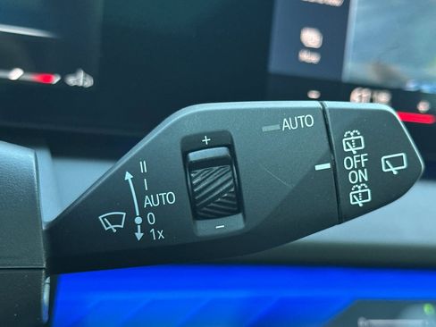 Used 2025 BMW X3 xDrive30i w/ Premium Package image 34