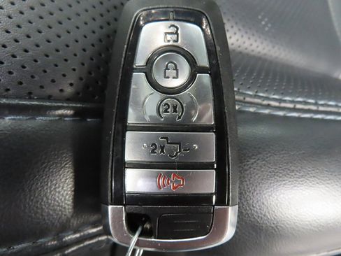 Used 2024 Ford F150 Platinum w/ FX4 Off-Road Package image 74