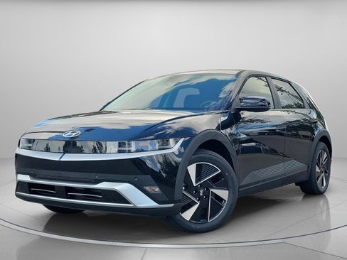 New 2026 Hyundai Ioniq 5 SE image 2