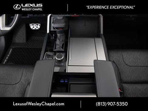 Used 2023 Toyota Sequoia Limited w/ TRD Off-Road Package AWD/4WD image 33