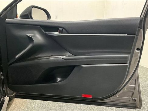 Used 2024 Toyota Camry SE FWD image 29