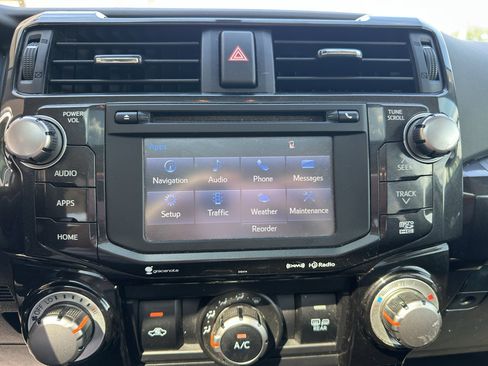 Used 2019 Toyota 4Runner TRD Off-Road Premium AWD/4WD image 20