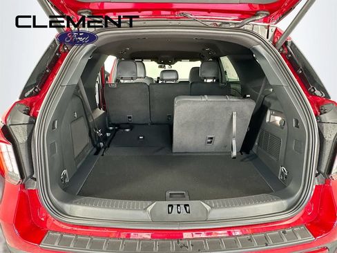 New 2026 Ford Explorer ST-Line w/ ST-Line Street Pack AWD/4WD image 10