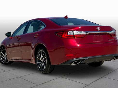 Used 2018 Lexus ES 350 w/ Luxury Package w/Wood Trim FWD image 12