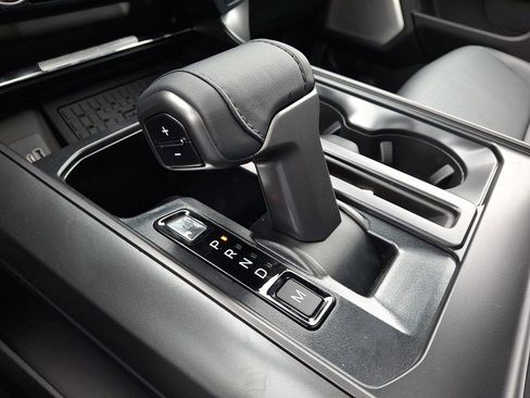 New 2026 Ford F150 Lariat w/ Equipment Group 502A High image 10