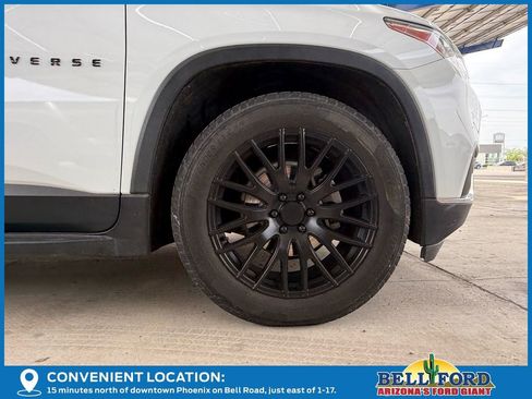 Used 2019 Chevrolet Traverse LT image 6