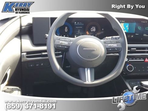 New 2026 Hyundai Tucson SEL FWD image 11