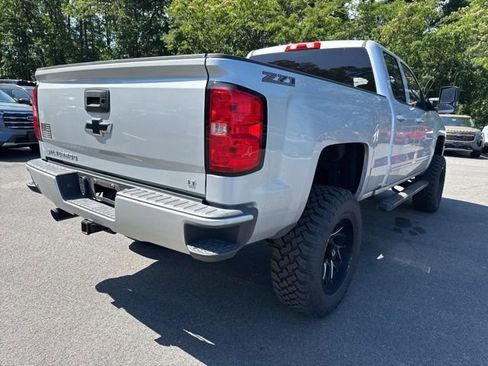 Used 2017 Chevrolet Silverado 1500 LT w/ All Star Edition AWD/4WD image 5