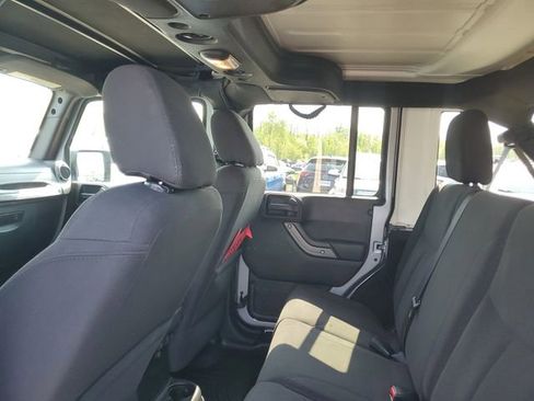 Used 2016 Jeep Wrangler Unlimited Sport w/ Quick Order Package 24S AWD/4WD image 8