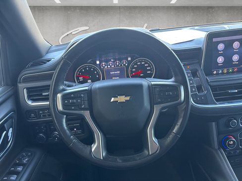 Used 2021 Chevrolet Suburban Premier w/ Premium Package image 25