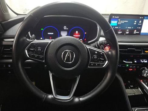 Used 2023 Acura MDX SH-AWD w/ Technology Package image 9