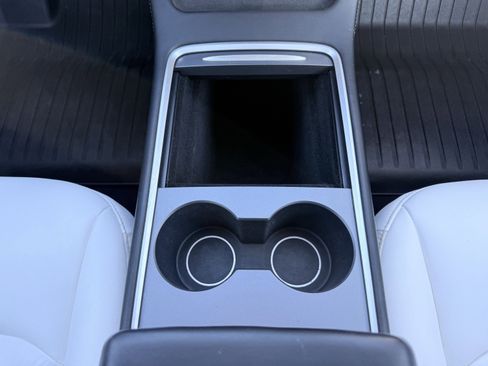 Used 2021 Tesla Model 3 Long Range image 52