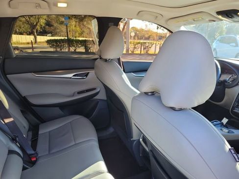 Used 2023 INFINITI QX50 Luxe image 33
