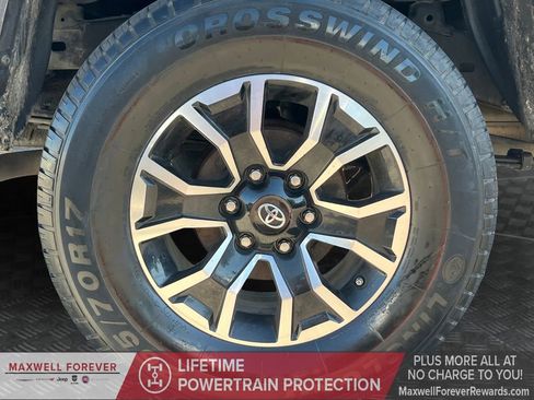 Used 2021 Toyota Tacoma TRD Sport image 23