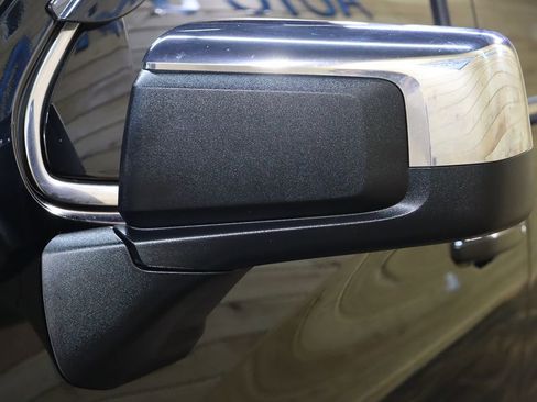 Used 2021 GMC Sierra 1500 SLE image 17