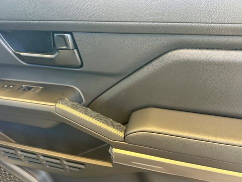 New 2026 Toyota Tacoma SR5 AWD/4WD image 19