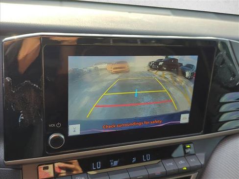 Used 2025 Toyota Camry SE FWD image 16