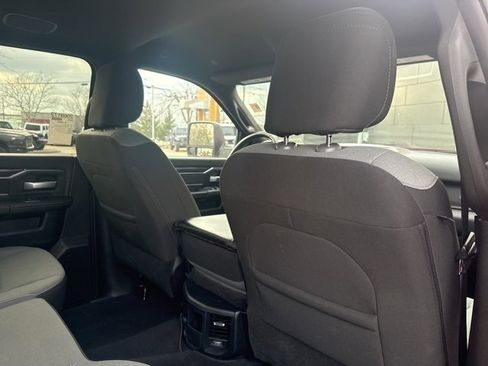 Used 2024 RAM 2500 Big Horn w/ Bed Utility Group image 15