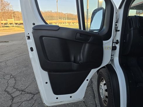 Used 2023 RAM ProMaster 3500 image 6