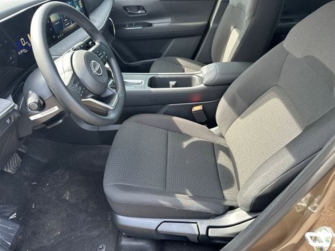 New 2026 Nissan Kicks S image 7